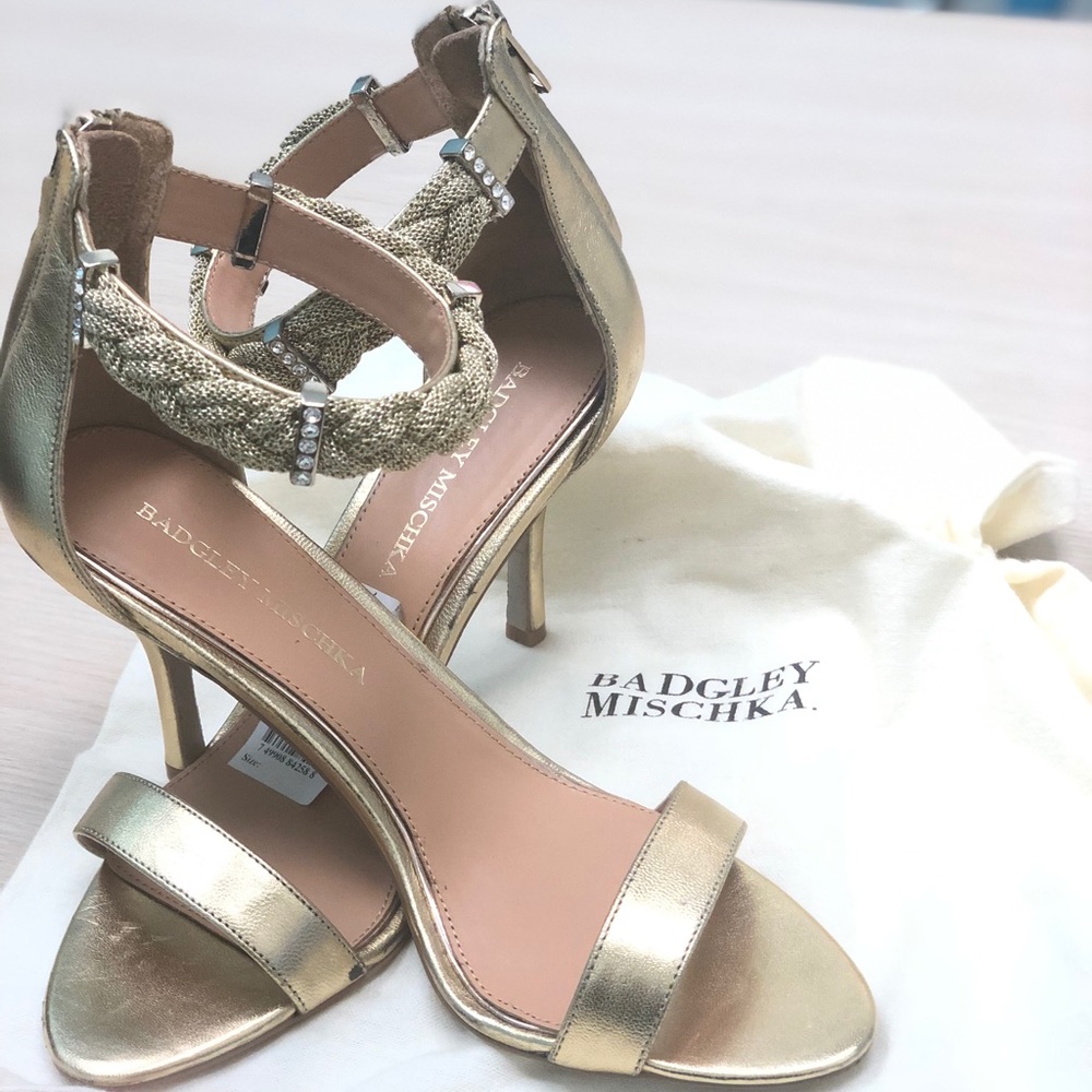 Badgley Mischka Gold Heels size 8